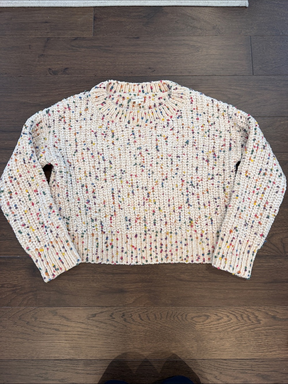Hem & Thread Cream Speckled Crewneck Sweater Size Medium - C69